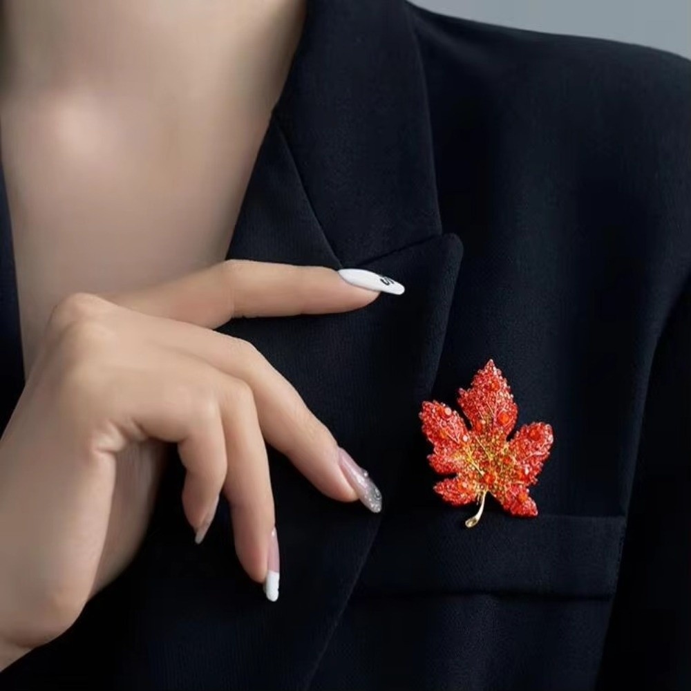 Fiddle Leaf Fig - Fashion Colored Rhinestone Maple Leaf Brooch